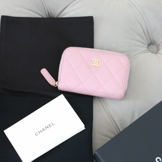 CHANEL Matelasse Wallet – Soft Pink Lambskin